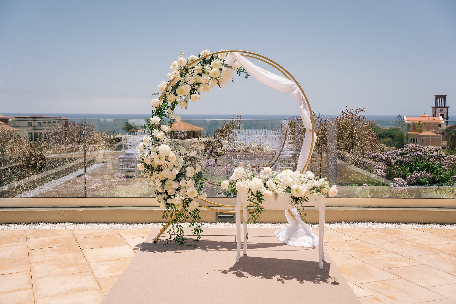 Book your wedding day in GF VICTORIA